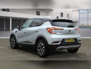 Used Renault Captur 2020 for sale - 77625245: Photo