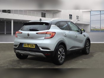 Used Renault Captur 2020 for sale - 77625245: Photo