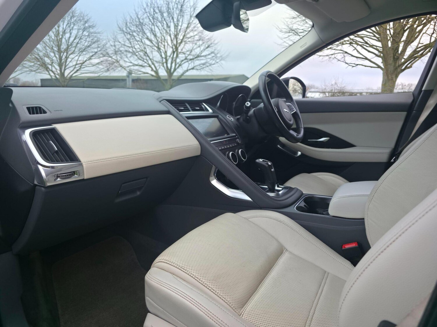 Used Jaguar E-Pace for sale - 77495910: Photo 28