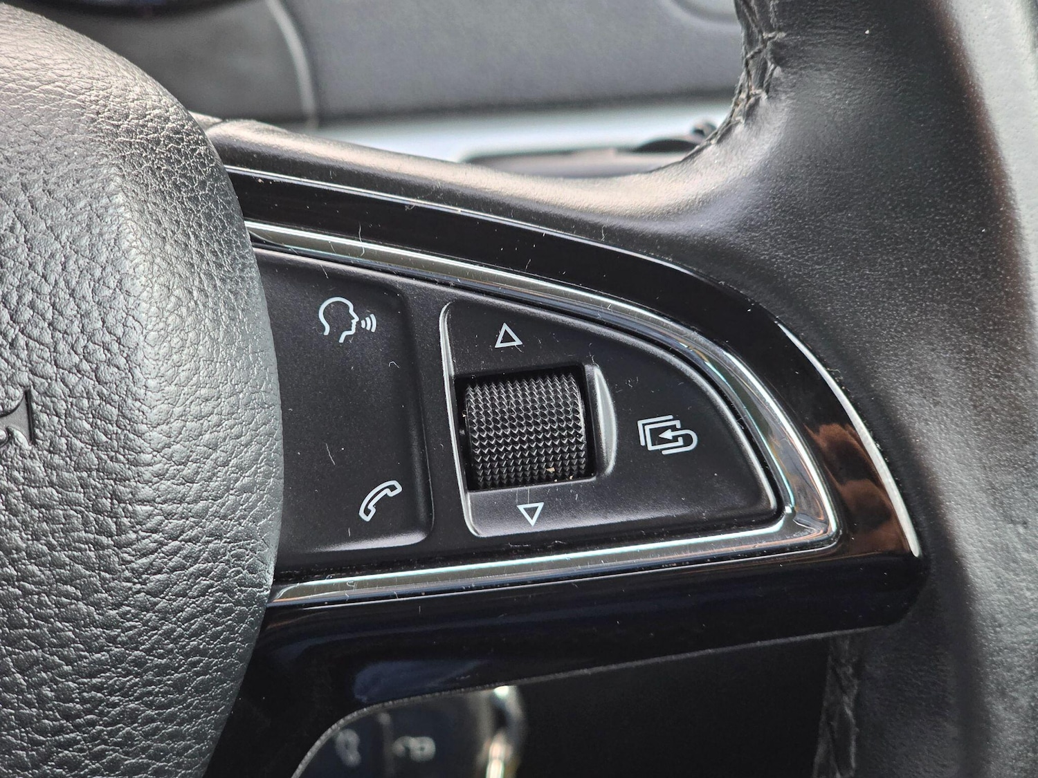 Used Skoda Yeti 2015 for sale - 76659171: Photo 32