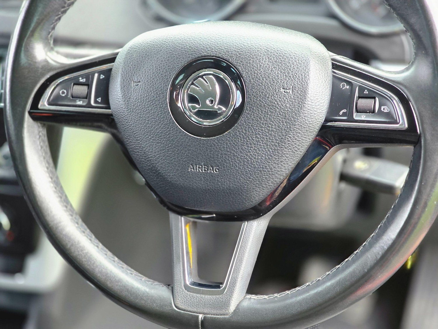 Used Skoda Yeti 2015 for sale - 76659171: Photo 41