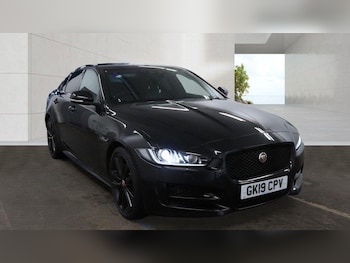 Used Jaguar XE 2019 for sale - 78127630: Photo