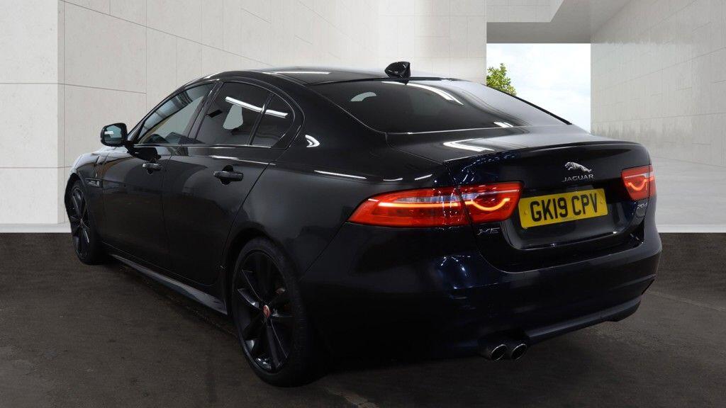 Used Jaguar XE 2019 for sale - 78127630: Photo 3