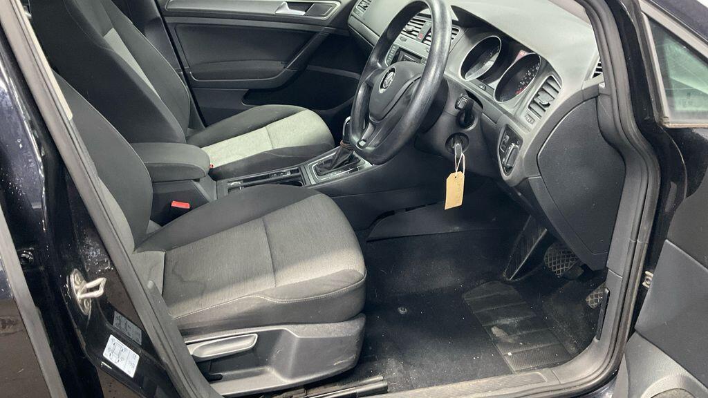 Used Volkswagen Golf 2013 for sale - 77143303: Photo 9