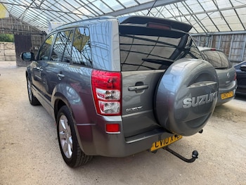 Used Suzuki Grand Vitara 2010 for sale - 75531628: Photo