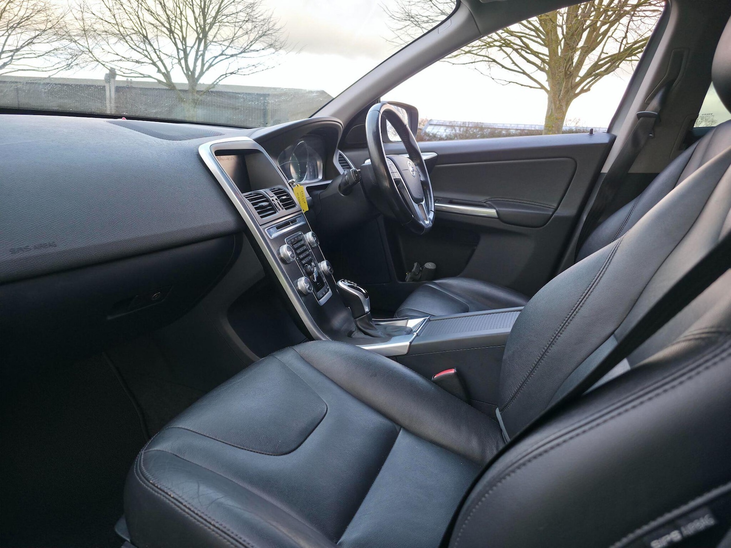 Used Volvo XC60 2015 for sale - 77377108: Photo 23