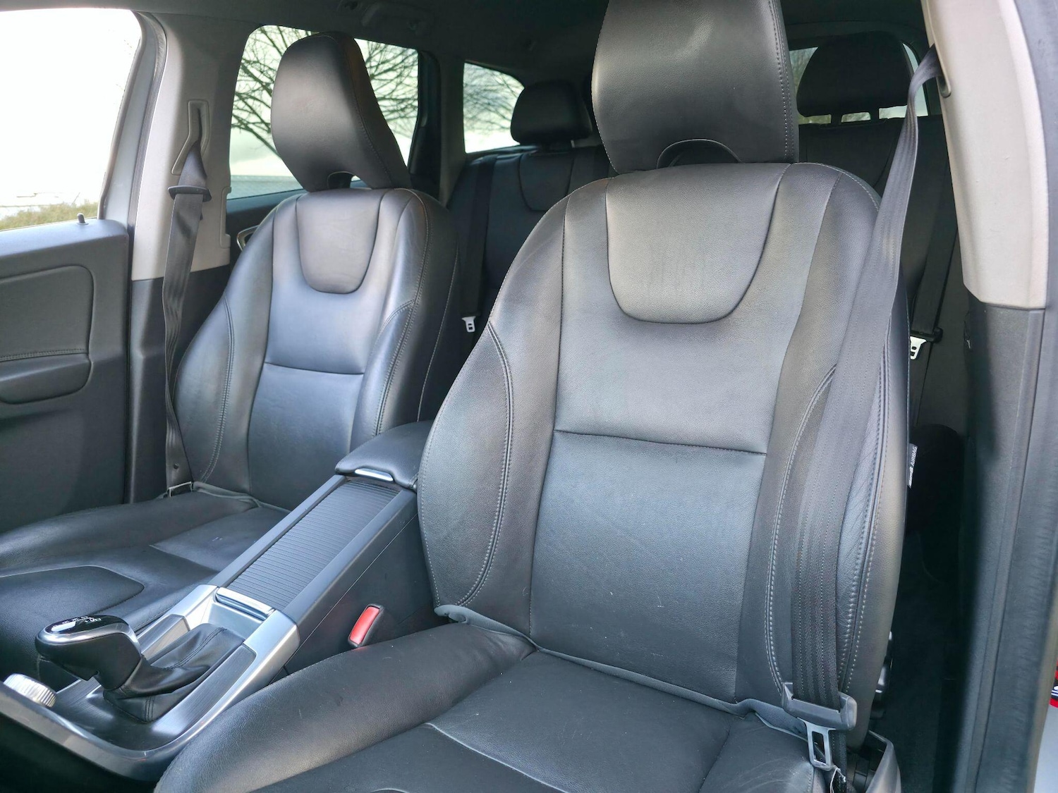 Used Volvo XC60 2015 for sale - 77377108: Photo 24