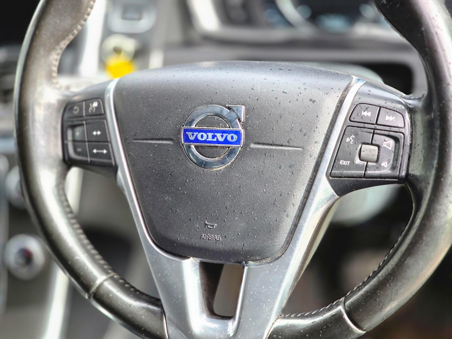 Used Volvo XC60 2015 for sale - 77377108: Photo 37