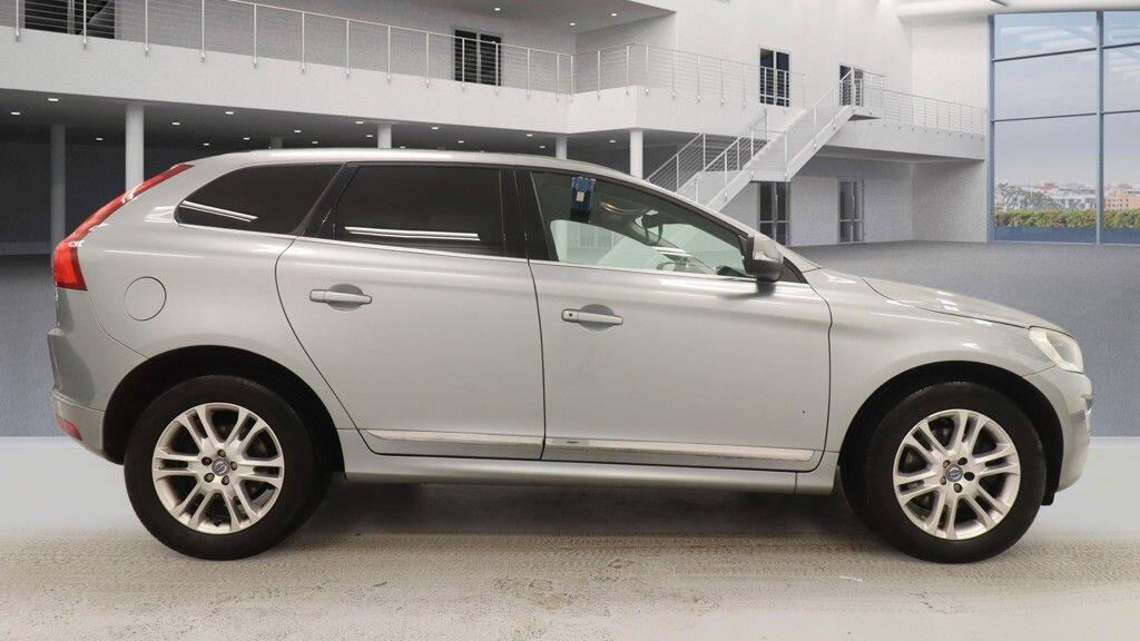 Used Volvo XC60 2015 for sale - 77377108: Photo 5