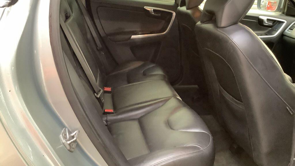 Used Volvo XC60 2015 for sale - 77377108: Photo 8