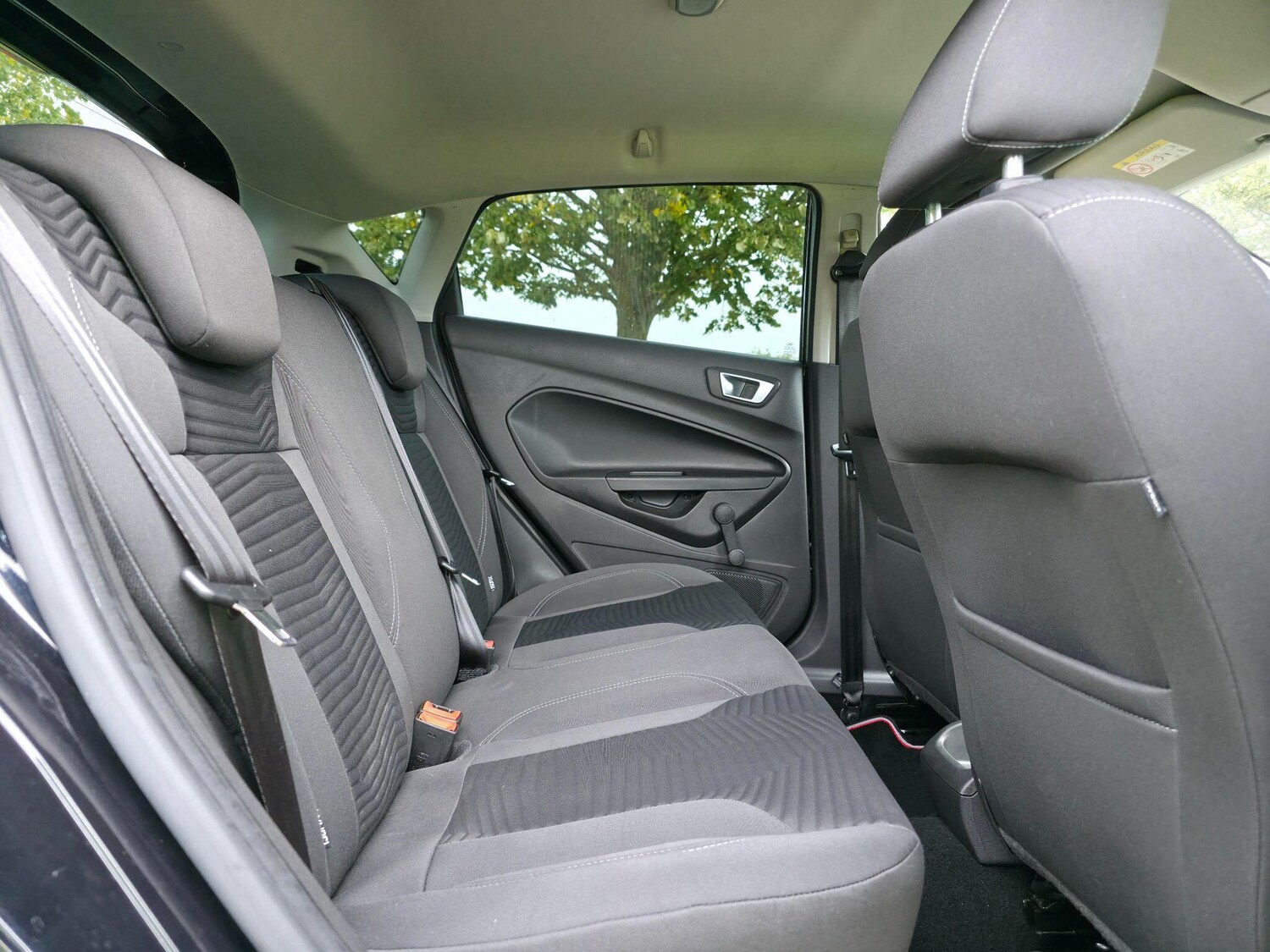 Used Ford Fiesta 2014 for sale - 76135956: Photo 23