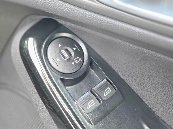 Used Ford Fiesta 2014 for sale - 76135956: Photo 32