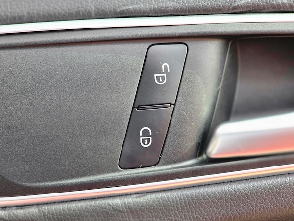 Used Mercedes-Benz GLA 2019 for sale - 75363257: Photo 37