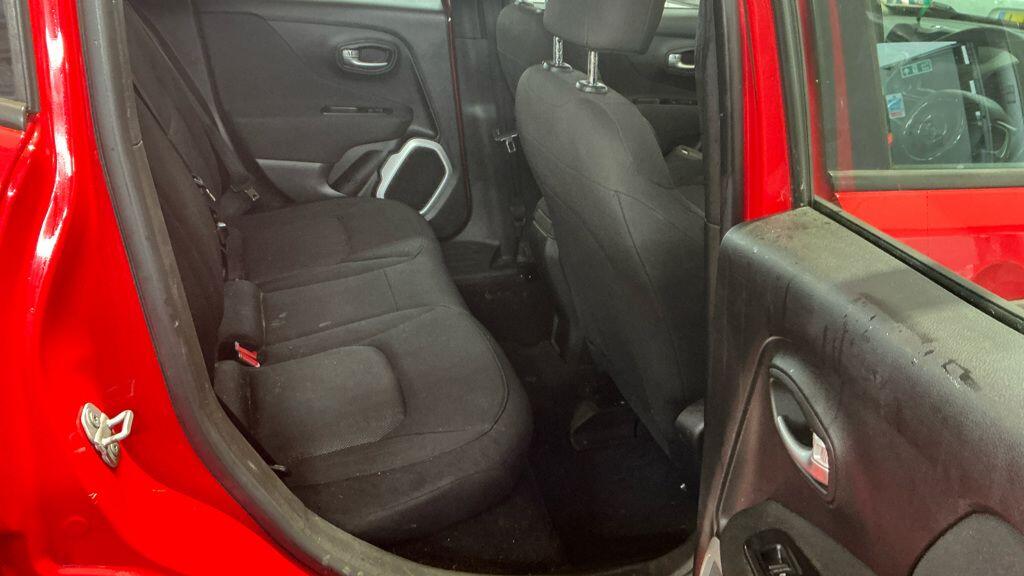 Used Jeep Renegade 2018 for sale - 77549630: Photo 8