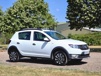 Used Dacia Sandero Stepway 2013 for sale - 79191945: Photo