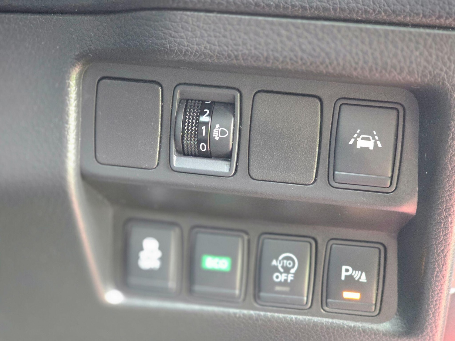 Used Nissan Qashqai 2015 for sale - 77029395: Photo 34