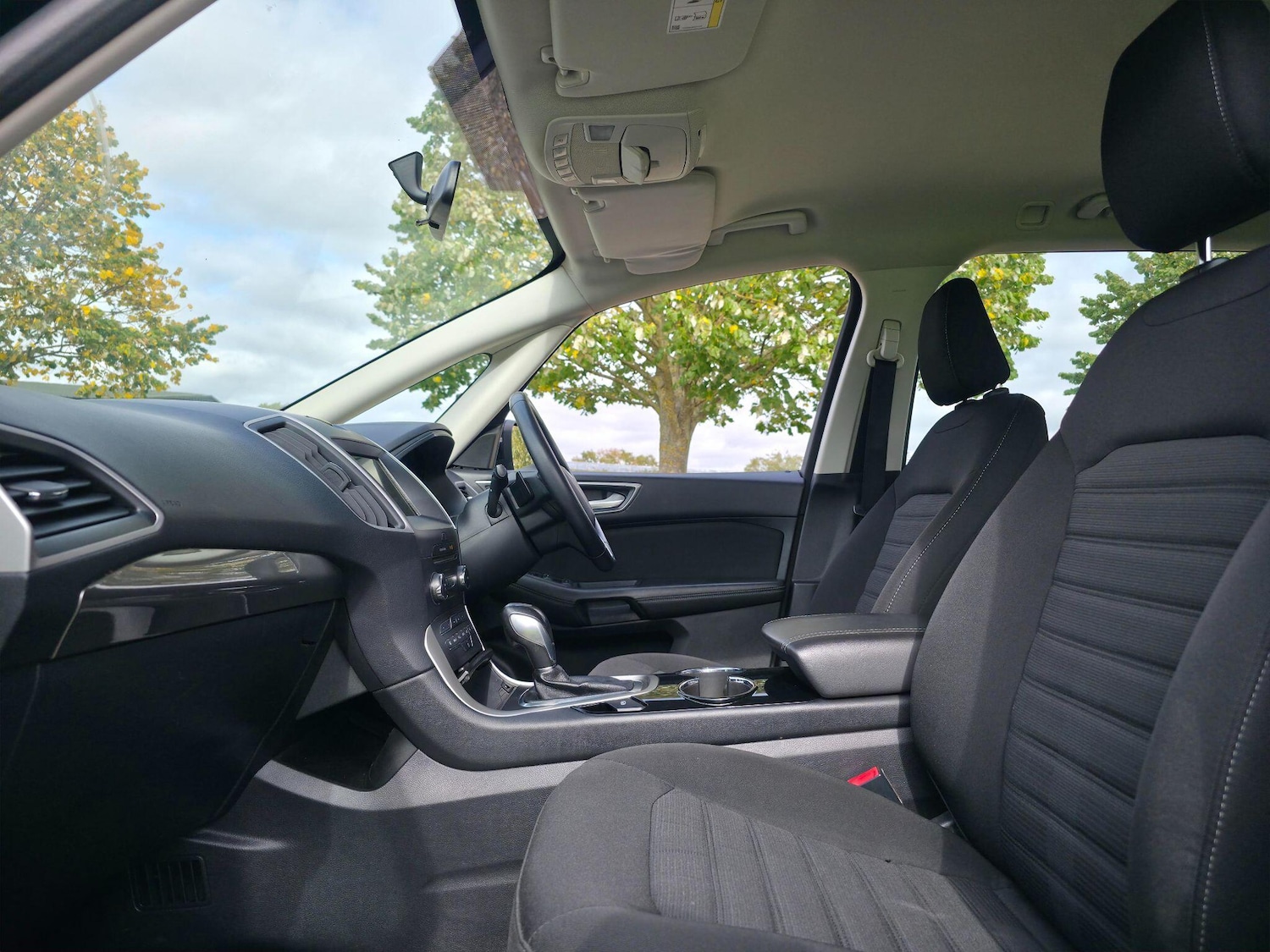 Used Ford Galaxy 2017 for sale - 75964748: Photo 32