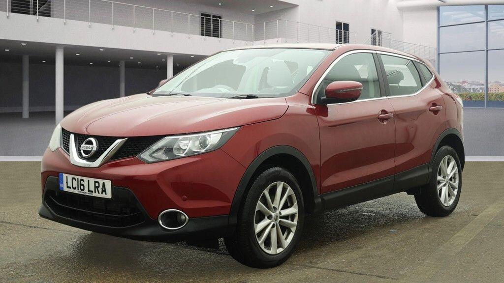 Used Nissan Qashqai 2016 for sale - 77331637: Photo 2