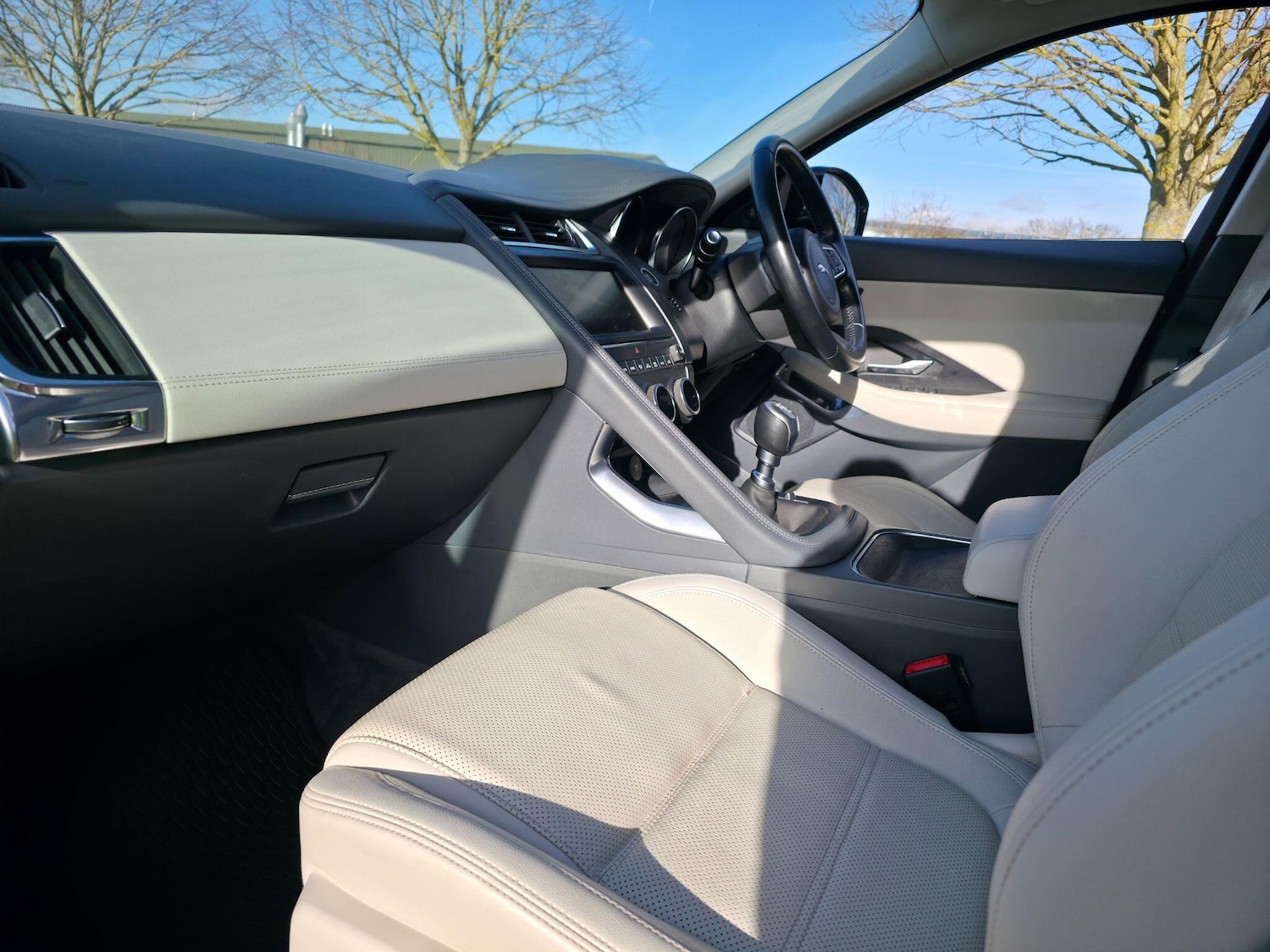 Used Jaguar E-Pace 2018 for sale - 77267422: Photo 29