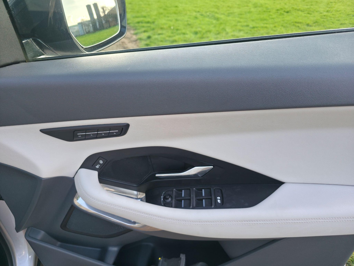 Used Jaguar E-Pace 2018 for sale - 77267422: Photo 43