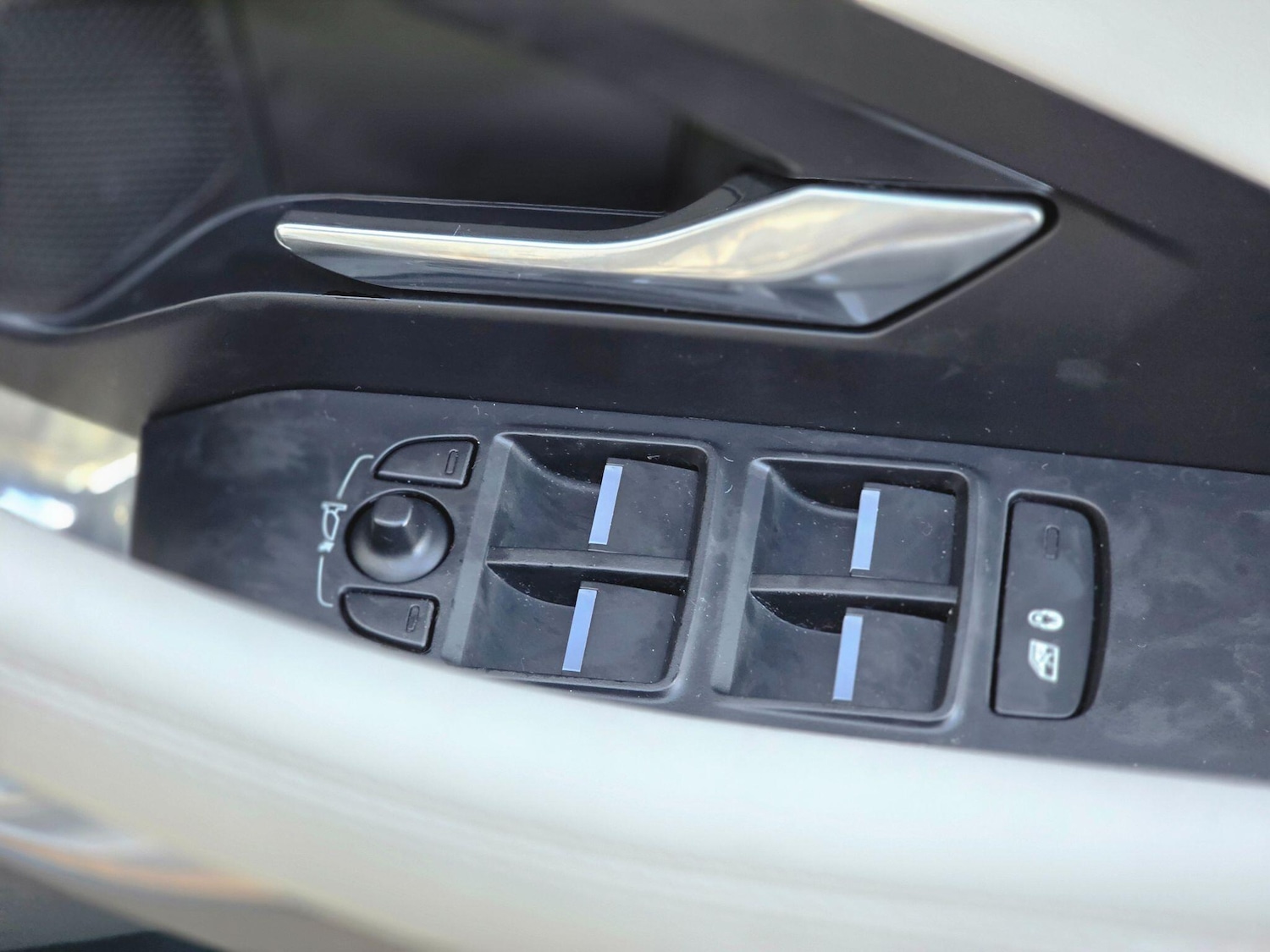 Used Jaguar E-Pace 2018 for sale - 77267422: Photo 45