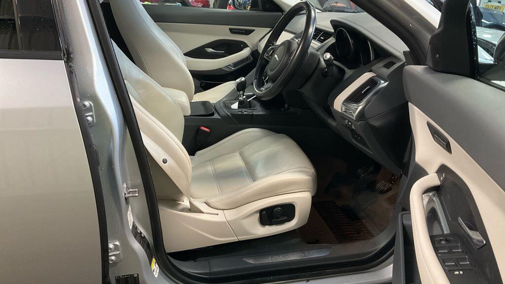 Used Jaguar E-Pace 2018 for sale - 77267422: Photo 9