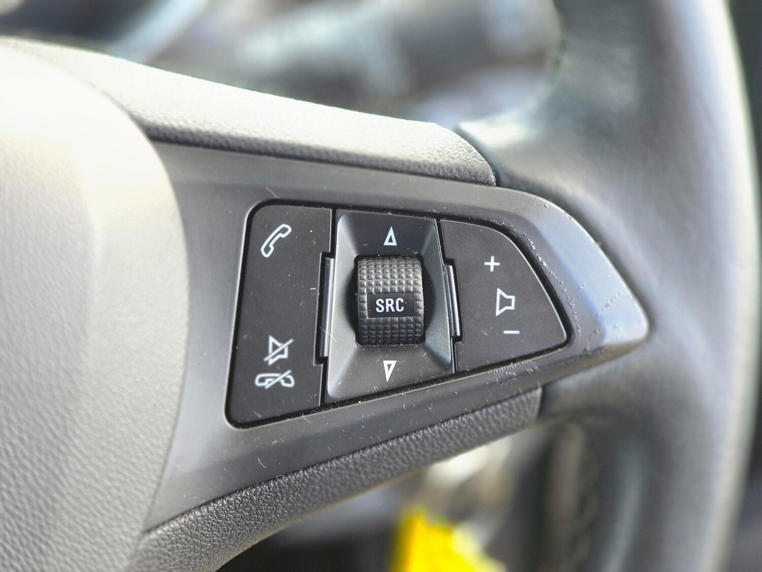 Used Vauxhall Viva 2016 for sale - 77550588: Photo 37