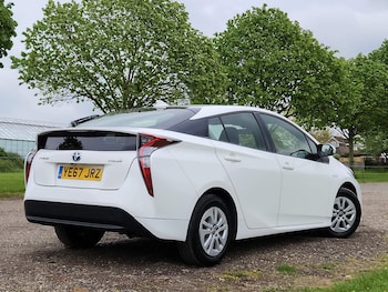 Used Toyota Prius 2018 for sale - 75600152: Photo