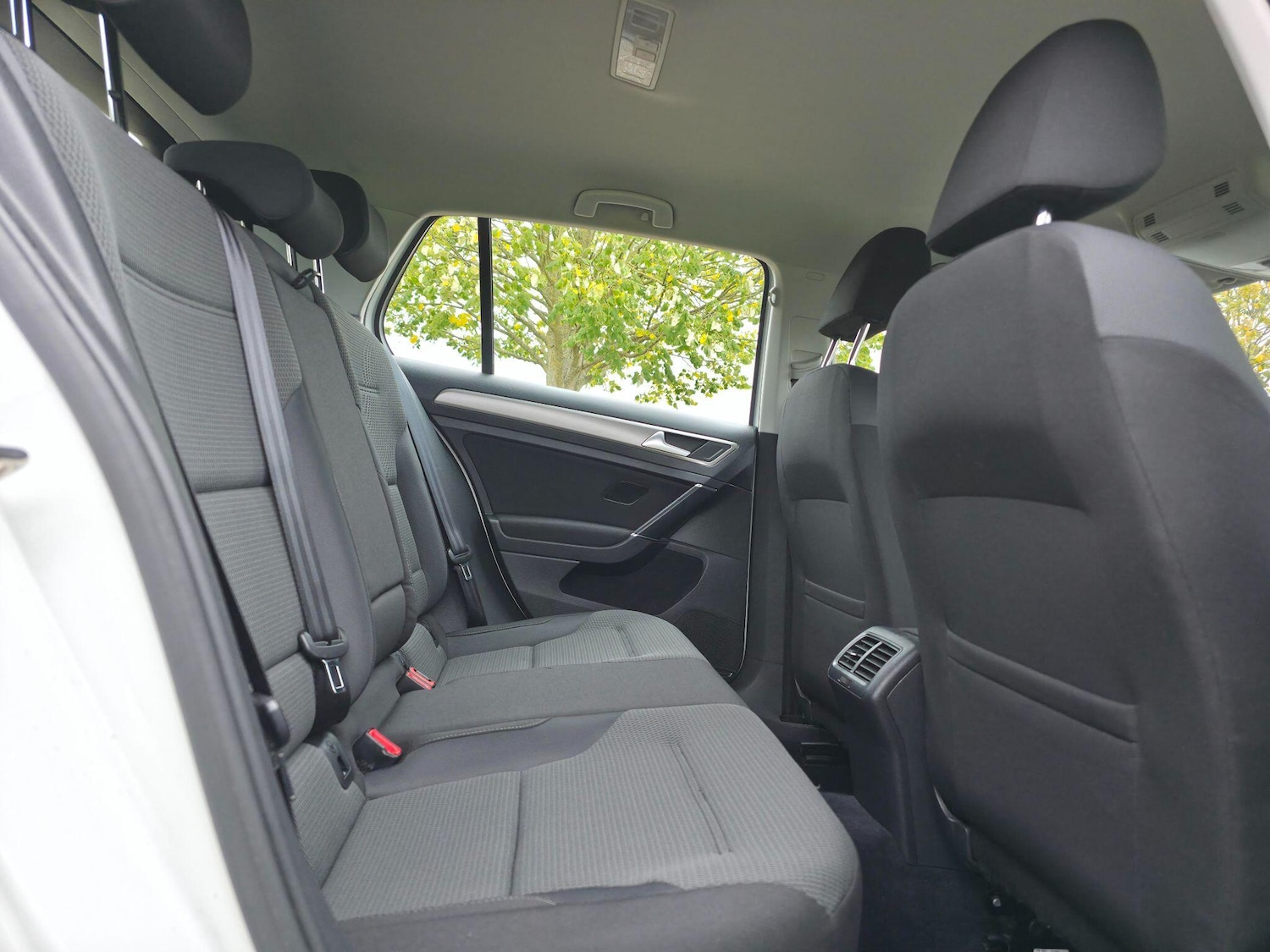 Used Volkswagen Golf 2014 for sale - 76380535: Photo 21