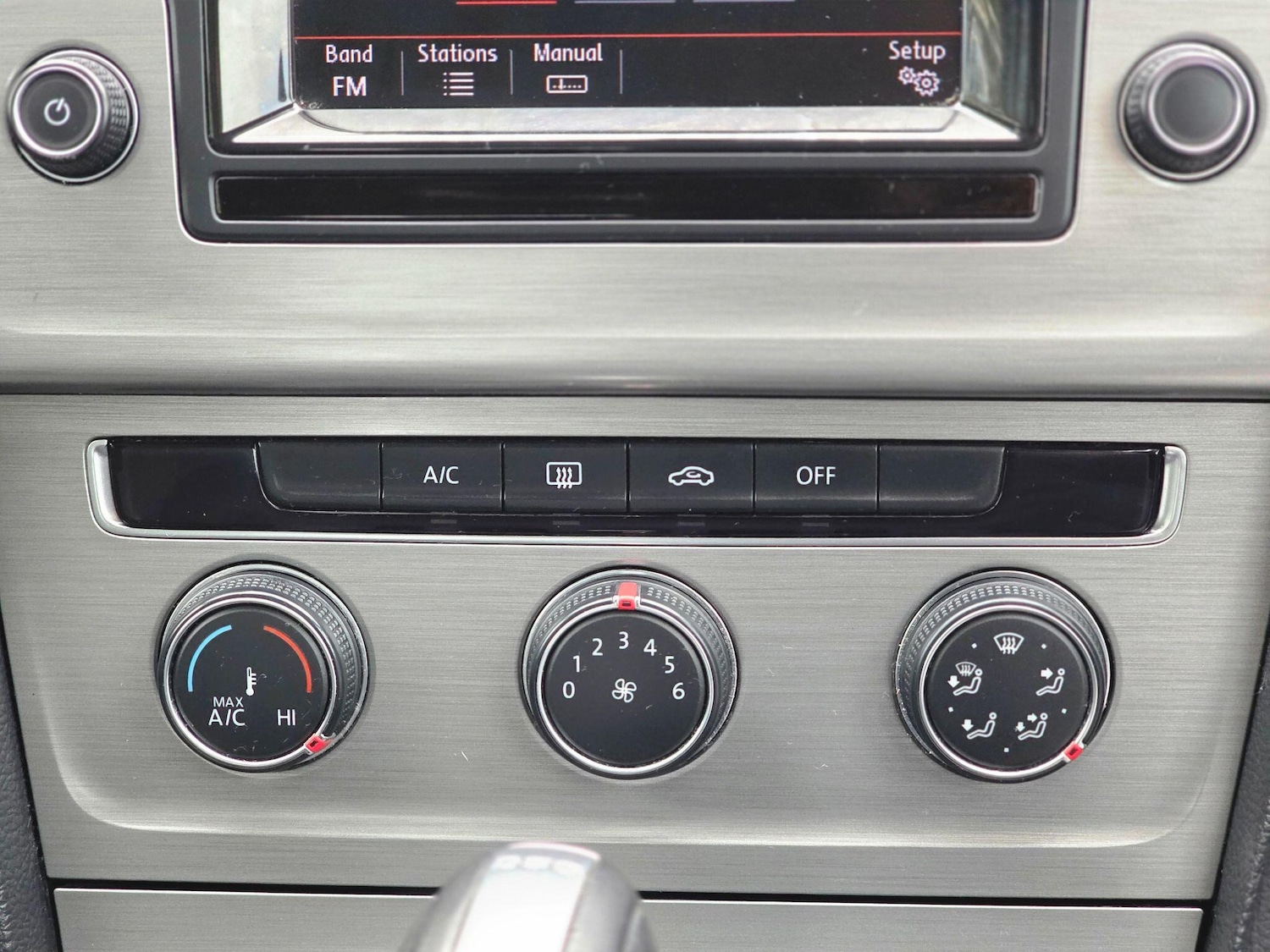 Used Volkswagen Golf 2014 for sale - 76380535: Photo 42