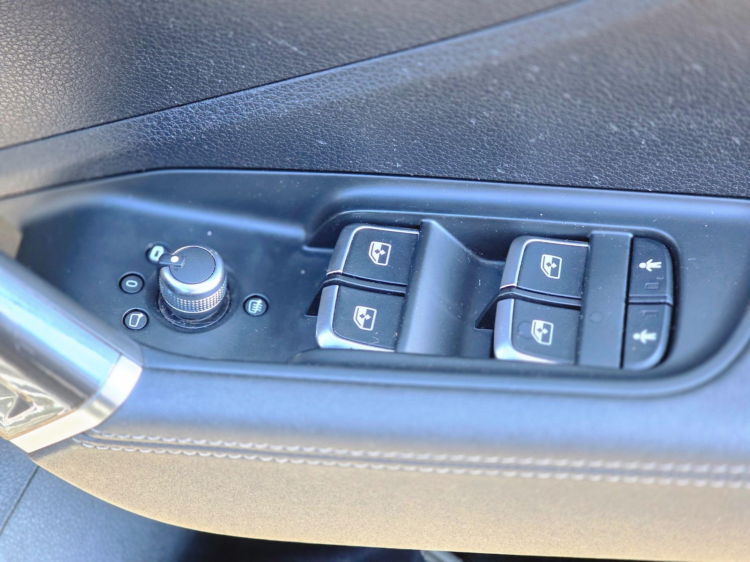 Used Audi Q2 2016 for sale - 76997327: Photo 41