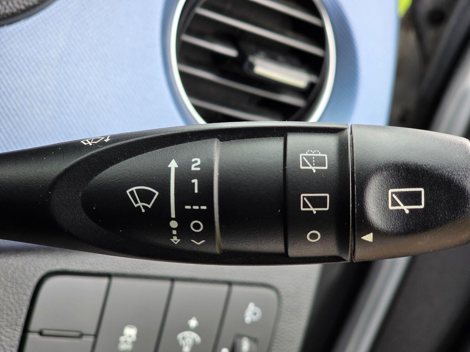 Used Hyundai i10 2016 for sale - 76988418: Photo 33