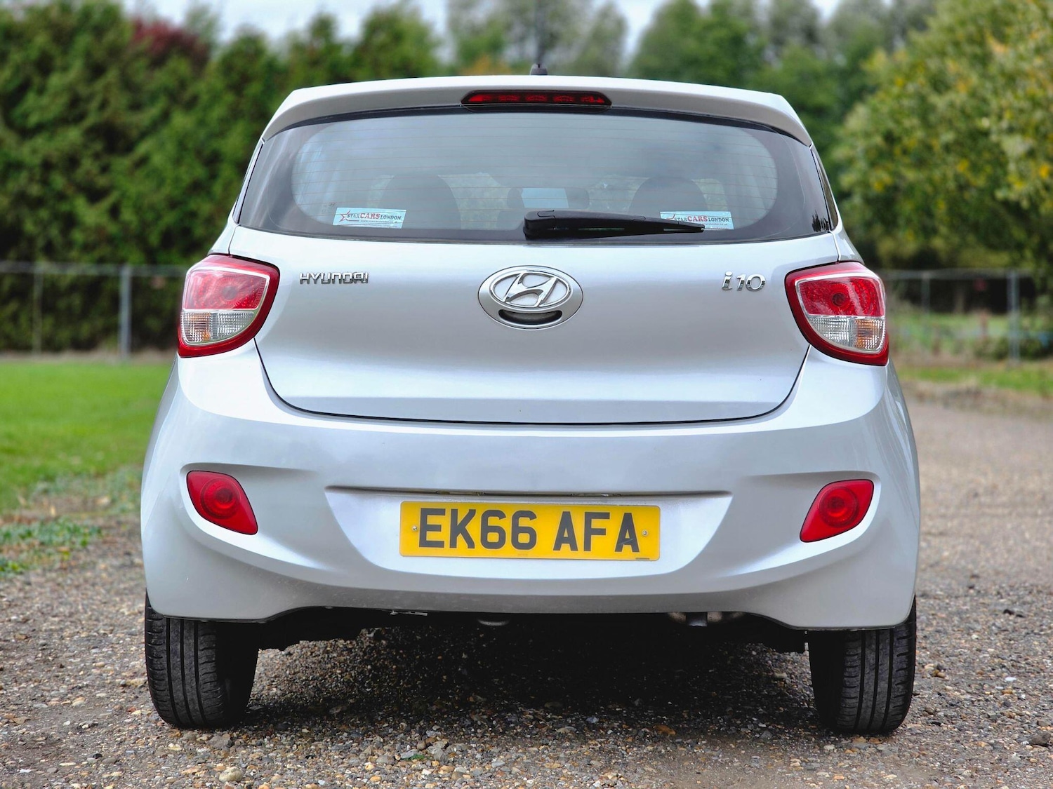 Used Hyundai i10 2016 for sale - 76988418: Photo 9