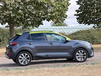 Used Kia Stonic 2018 for sale - 79645335: Photo