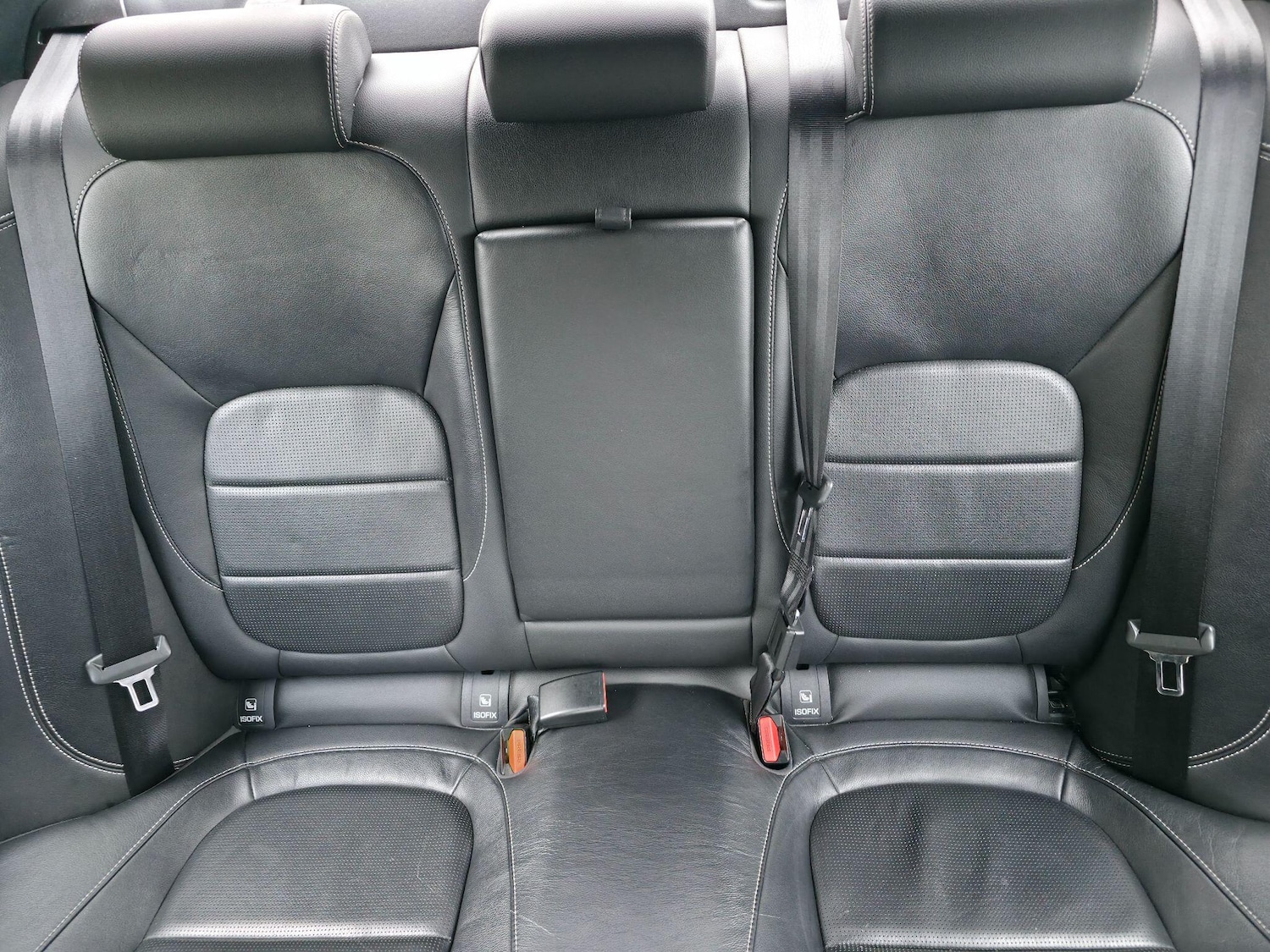 Used Jaguar XE 2017 for sale - 76632800: Photo 28