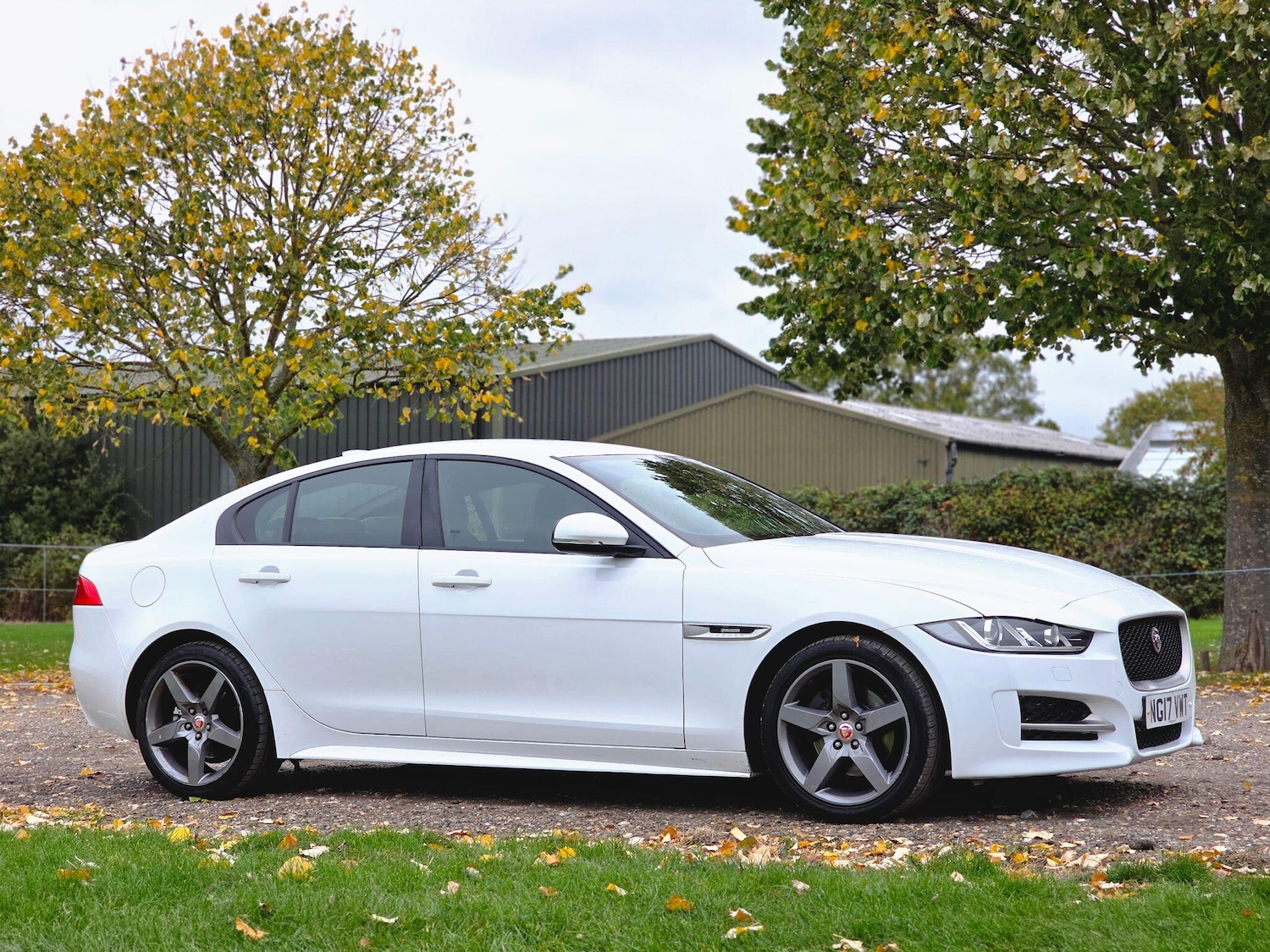 Used Jaguar XE 2017 for sale - 76632800: Photo 3