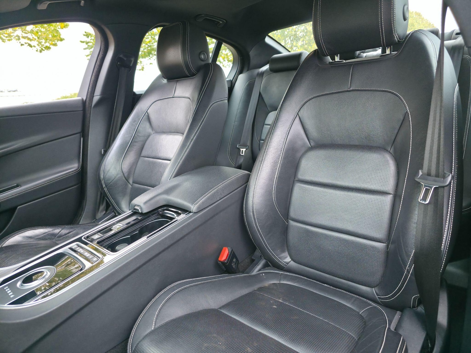 Used Jaguar XE 2017 for sale - 76632800: Photo 31