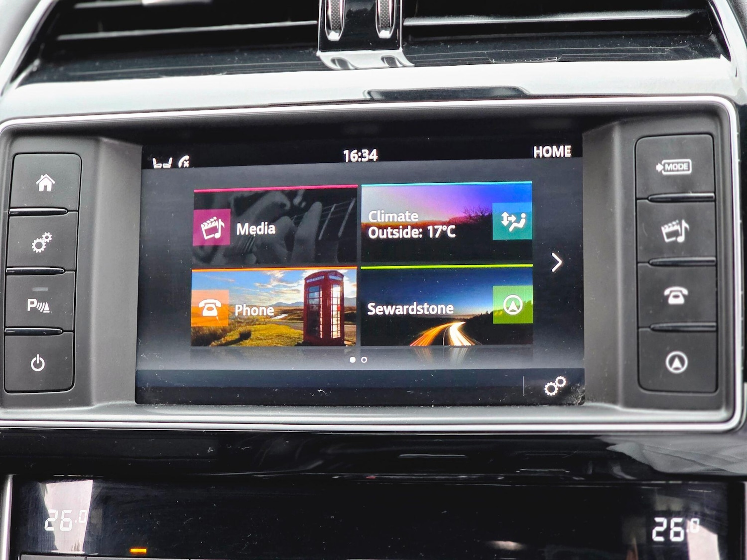 Used Jaguar XE 2017 for sale - 76632800: Photo 32