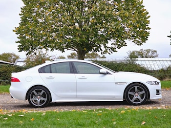 Used Jaguar XE 2017 for sale - 76632800: Photo