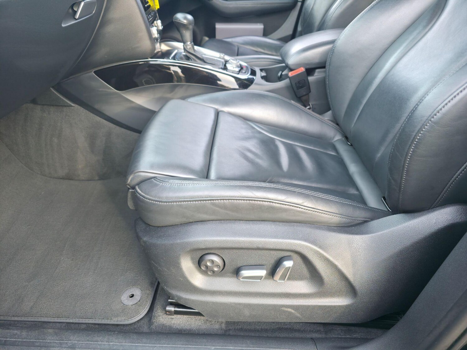 Used Audi Q5 2015 for sale - 77017104: Photo 29