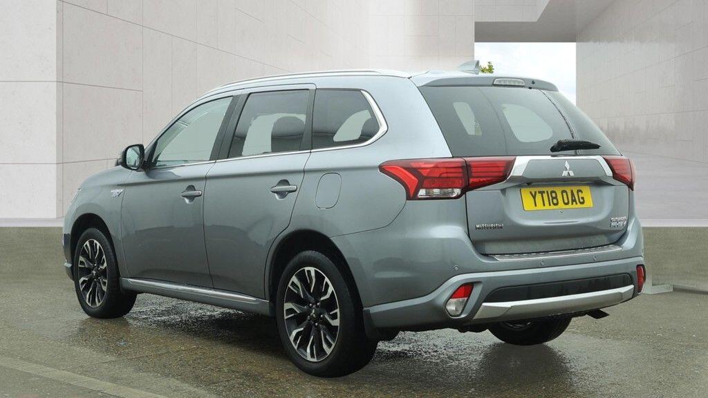 Used Mitsubishi Outlander 2018 for sale - 78185014: Photo 3
