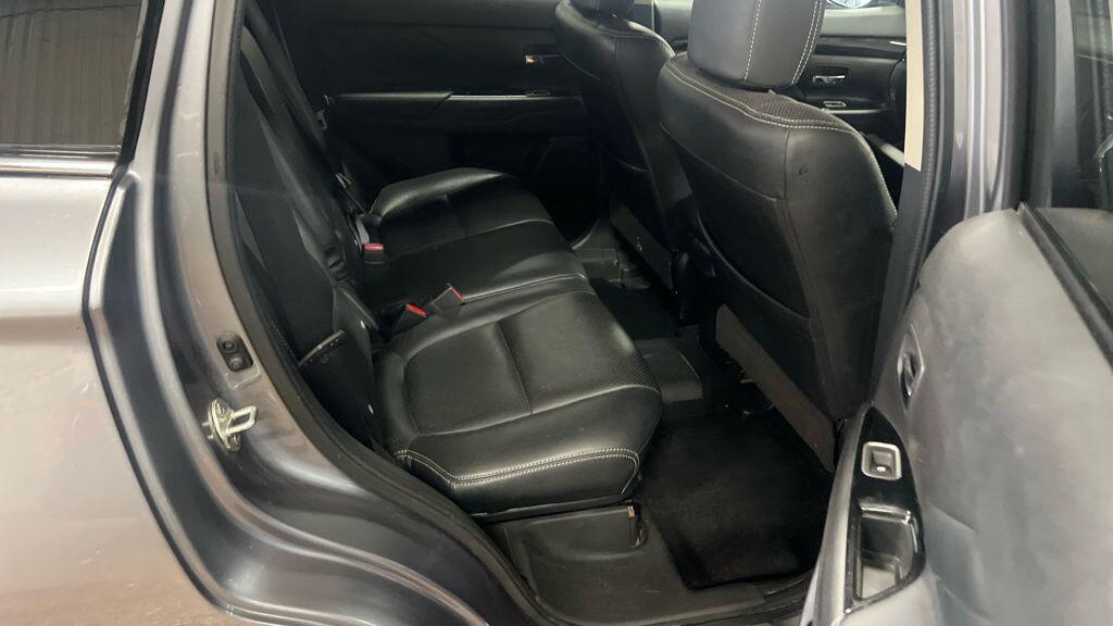 Used Mitsubishi Outlander 2018 for sale - 78185014: Photo 8