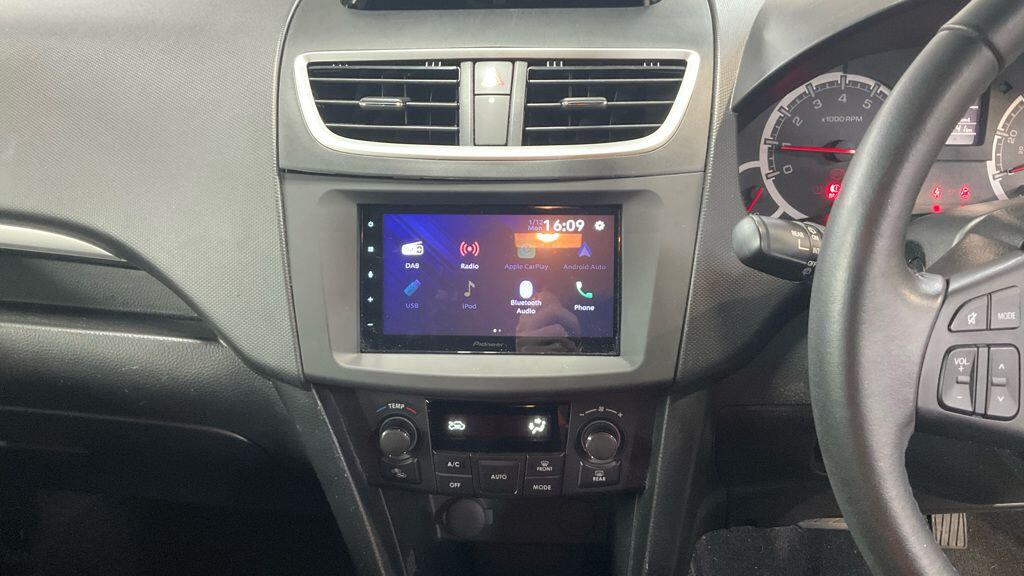 Used Suzuki Swift 2023 for sale - 76965010: Photo 11