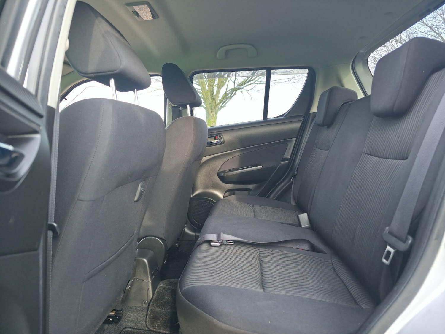 Used Suzuki Swift 2023 for sale - 76965010: Photo 24