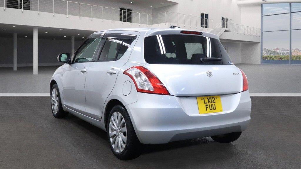 Used Suzuki Swift 2023 for sale - 76965010: Photo 3