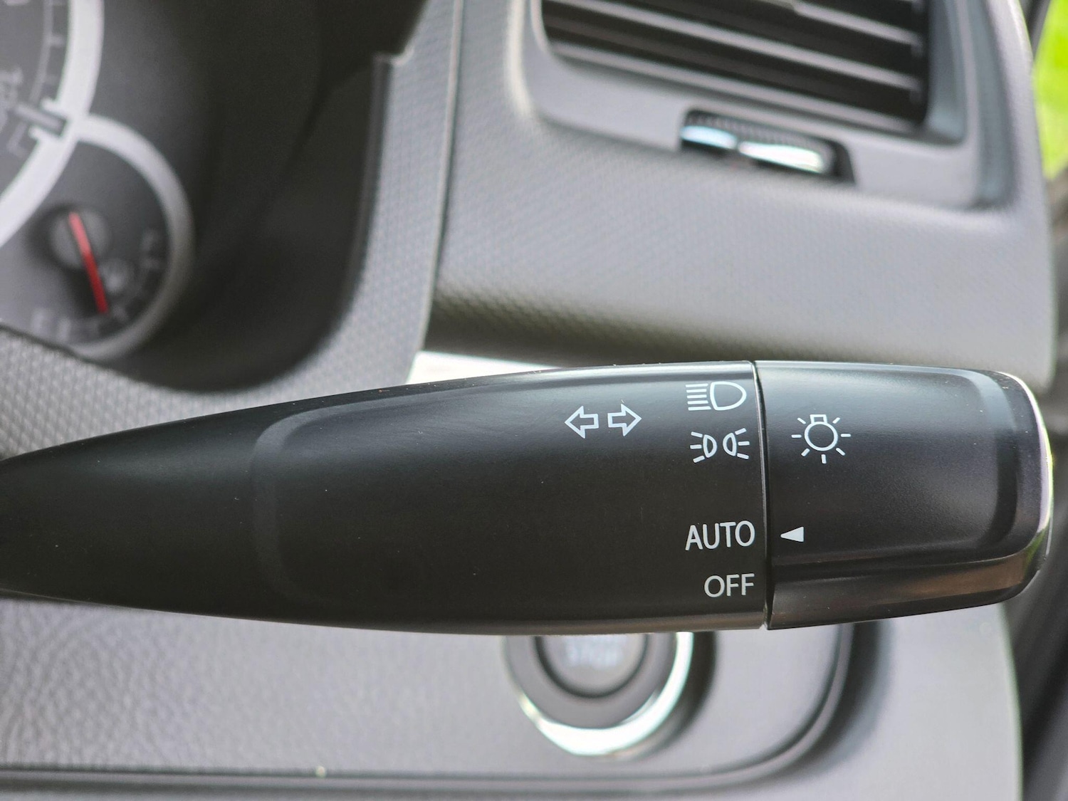 Used Suzuki Swift 2023 for sale - 76965010: Photo 34