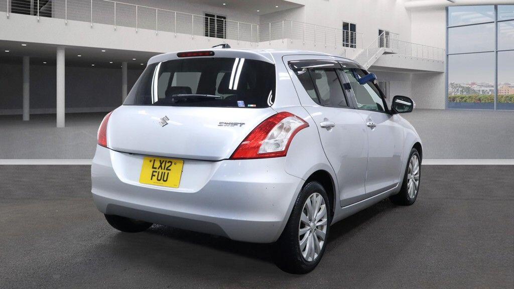 Used Suzuki Swift 2023 for sale - 76965010: Photo 4