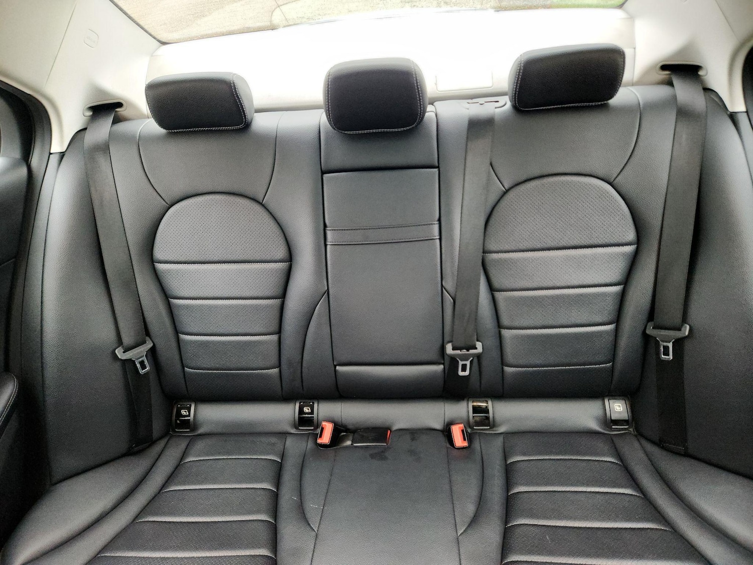 Used Mercedes-Benz C Class 2016 for sale - 77192032: Photo 19