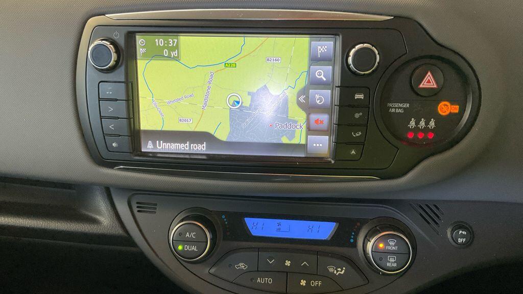 Used Toyota Yaris 2015 for sale - 77768206: Photo 11