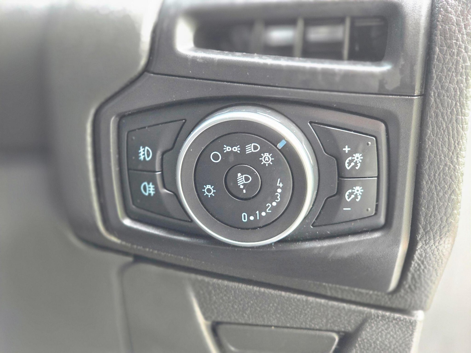 Used Ford Focus 2017 for sale - 77439956: Photo 35